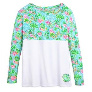 Disney Parks x Lilly Pulitzer Mickey & Minnie Mouse Finn Logo Sleeve T-Shirt M